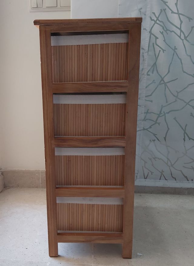 Mueble almacenaje 4 cajones bambú y loneta.