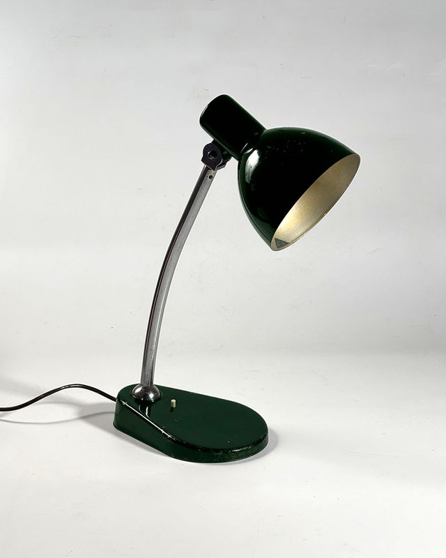 Lampada da scrivania ministeriale verde anni 40