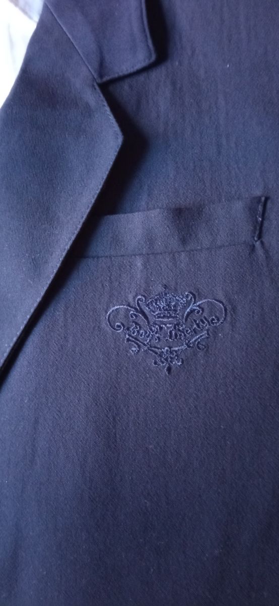 Americana, pantalón y camisa de niño