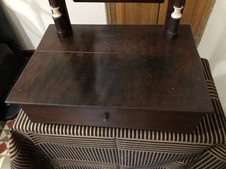 Tocador de mesa con espejo