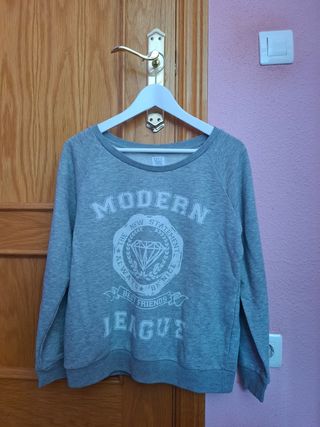 Sudadera gris zara talla m