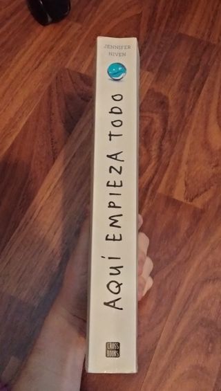 Aquí empieza todo: (Holding up the Universe)