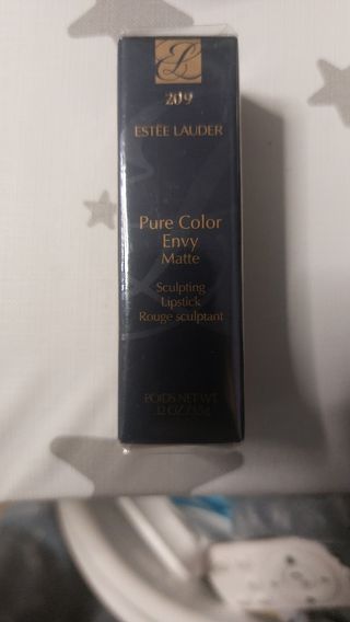 Pintalabios Estee Lauder sin estrenar