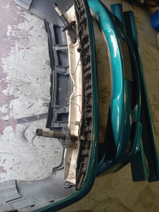 KIT PARAGOLPES y MALETERO CSL