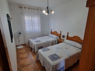 Se alquila apartamento en carboneras