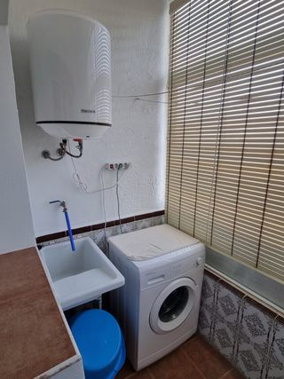 Se alquila apartamento en carboneras