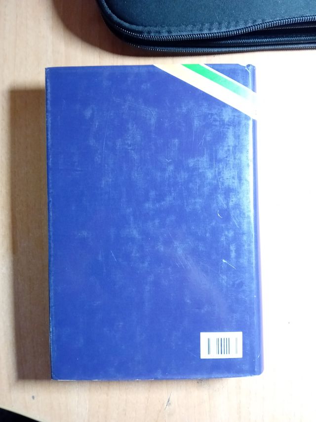 Diccionario Akal Ciencias Históricas