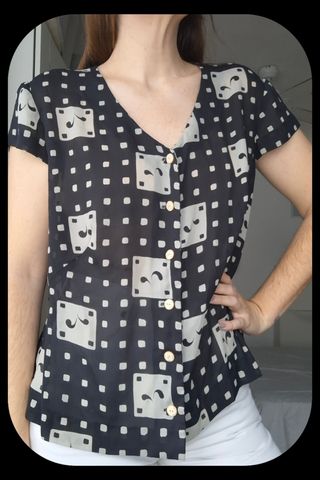 Camisa vintage sin manga ligera