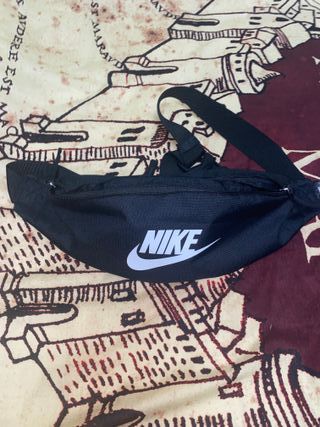 Bandolera Riñonera Nike
