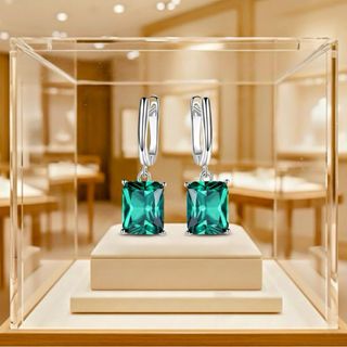 Pendientes Exclusivos de Plata con Esmeralda Nano  Elegancia Atemporal de Curación Holística