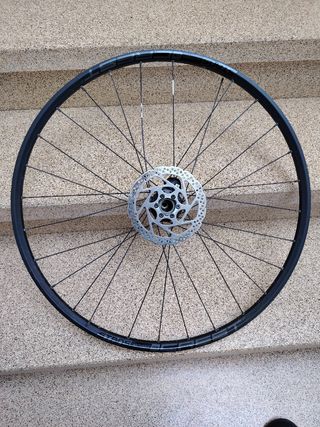 Ruedas Cannondale Lefty