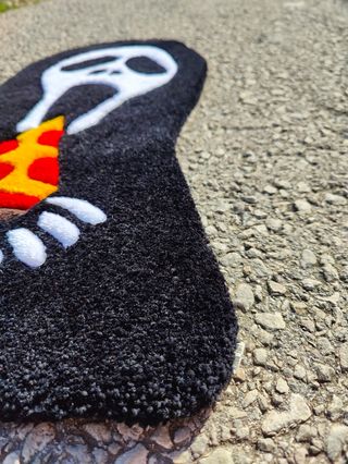 Tappeto scary movie fatto a mano con lana