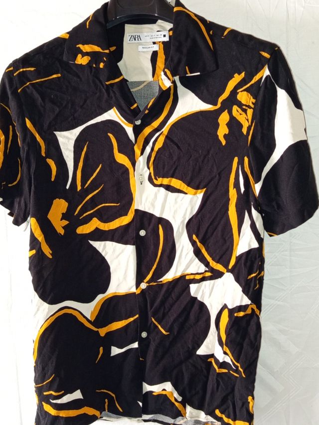 Camisa fresca Zara manga corta  excelente estado