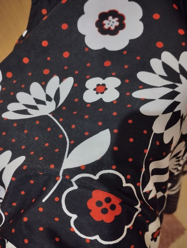 Vestido elástico midi