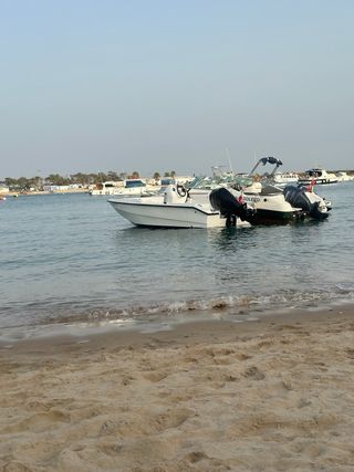 open 5.50 metros motor mercury efi 115 (150h+-)