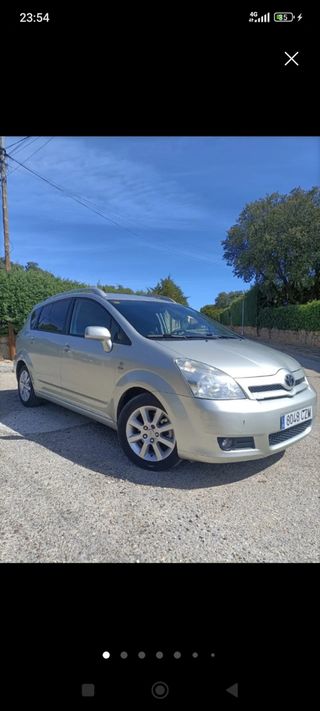 Toyota Corolla verso  2004