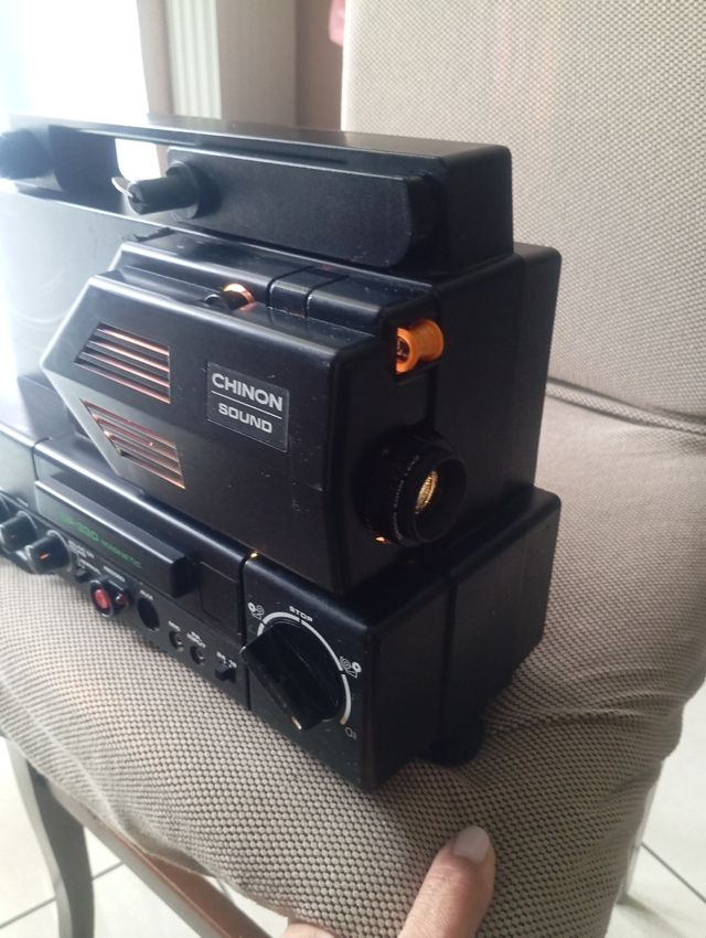 Proiettore vintage stupendo