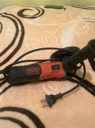Amoladora Angular BLACKDECKER  710W