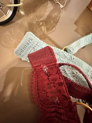 Dos sujetadores Selmark