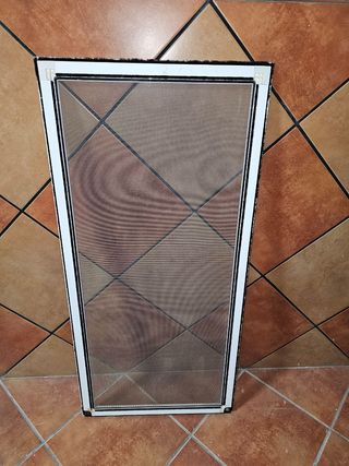 Ventana mosquitera