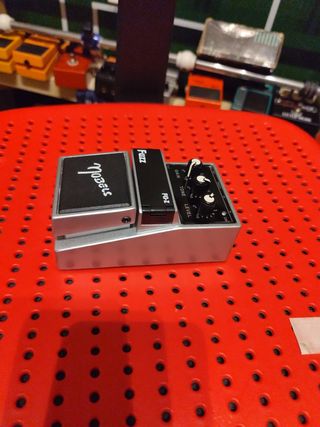 Pedal fuzz nobels nuevo a estrenar