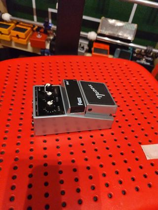 Pedal fuzz nobels nuevo a estrenar