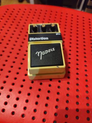 Pedal nobels distortion dt-1 colecion
