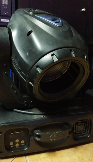 CABEZA MÓVIL IMOVE 575W BRITEQ REAPARAR