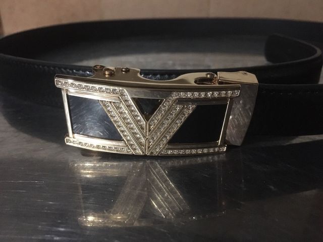 Cinturón cristales Swarovski nuevo a estrenar