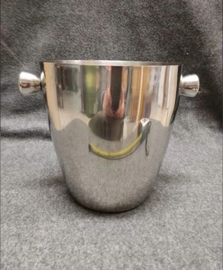 Cubitera o champanera de acero