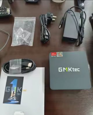 Mini pc gamer GMKtec Ryzen 5 6600H