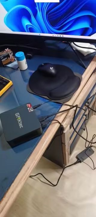 Mini pc gamer GMKtec Ryzen 5 6600H