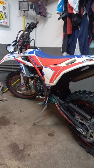 Beta X-Trainer 300 2t 2022