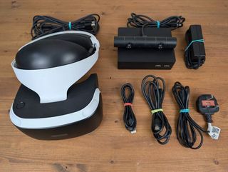 Ps4 Pro+Cascos PS VR+2  mandos