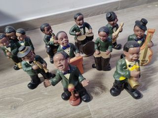 Figuras músicos instrumentos