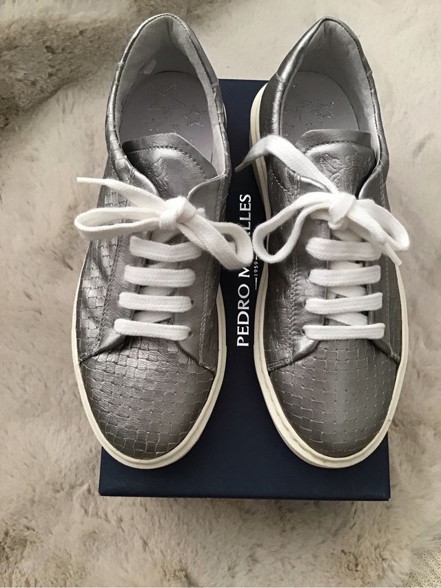 Zapatillas Pedro Miralles plateadas
