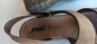 Bajada de precio Sandalias color caqui