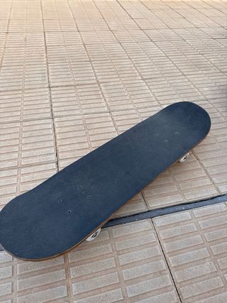 Monopatin skate