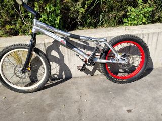 Bici trial Monty