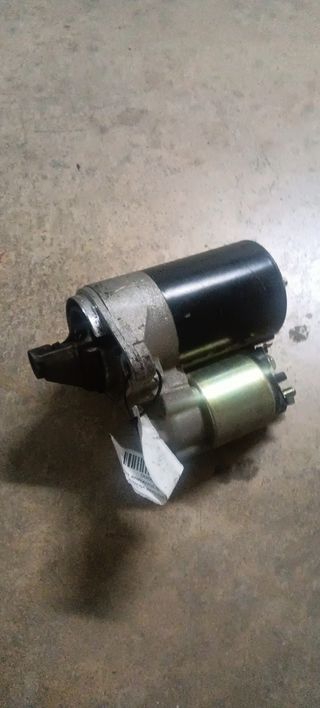 Motor de arranque primera 16