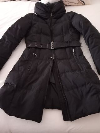 Plumífero Zara negro.