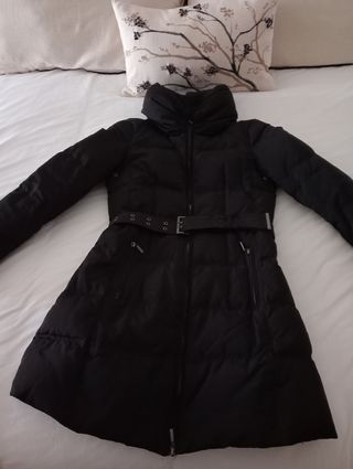 Plumífero Zara negro.