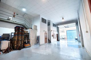 Nave industrial en venta en Churriana en Málaga