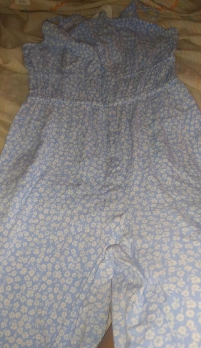 2 monos verano niña