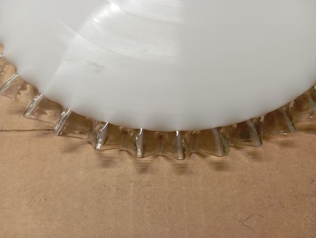 3 lámparas modernistas