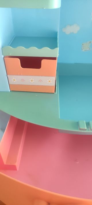 Armario de juguete Nenuco.