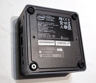 PC Intel NUC BXNUC10I7FNH2 Intel Core i7-10710U
