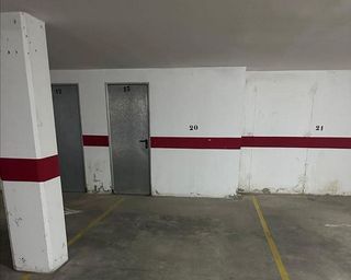 Garaje en venta en Alcarràs