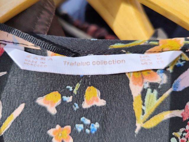 Vestido estampado Zara