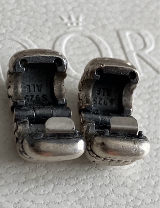 2 x Topes Pandora ORIGINALES charm cierre bordado
